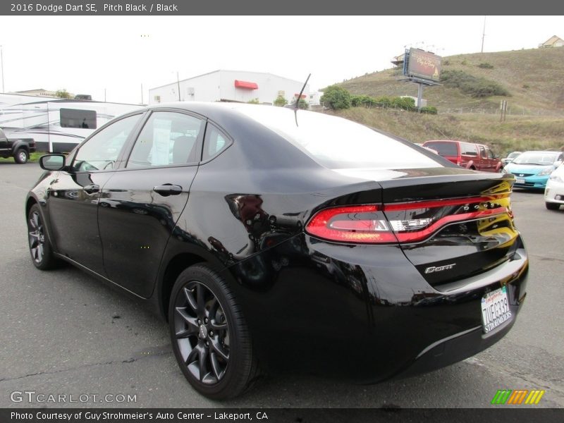 Pitch Black / Black 2016 Dodge Dart SE