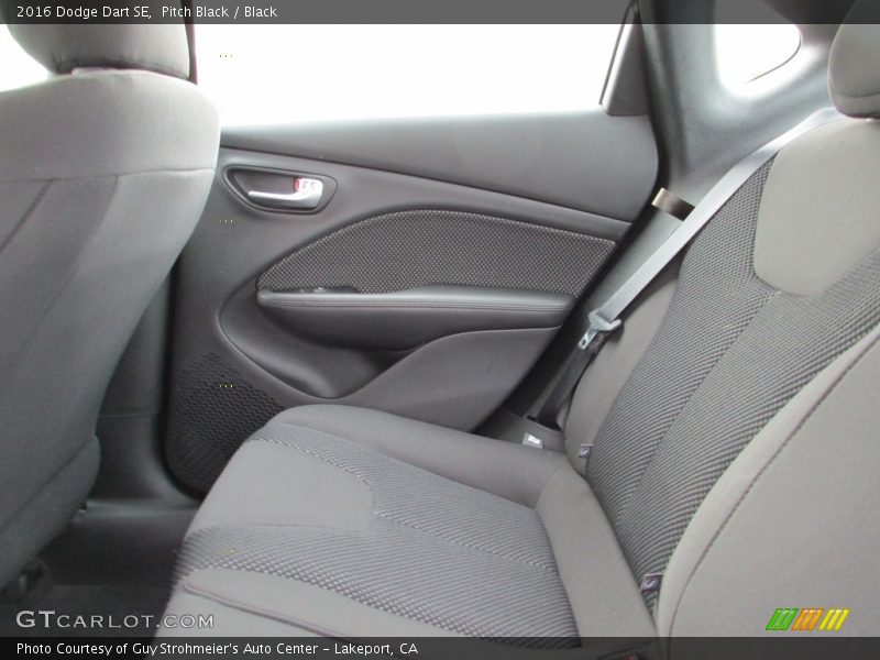 Pitch Black / Black 2016 Dodge Dart SE