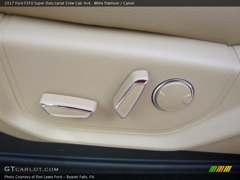 Controls of 2017 F350 Super Duty Lariat Crew Cab 4x4