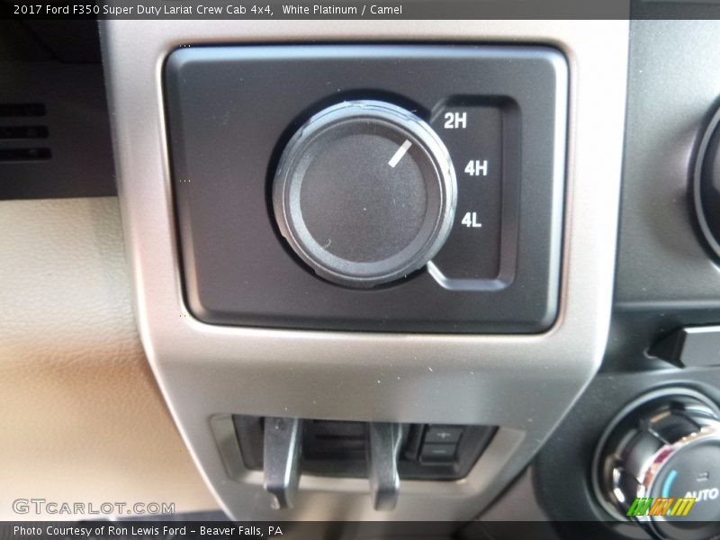 Controls of 2017 F350 Super Duty Lariat Crew Cab 4x4