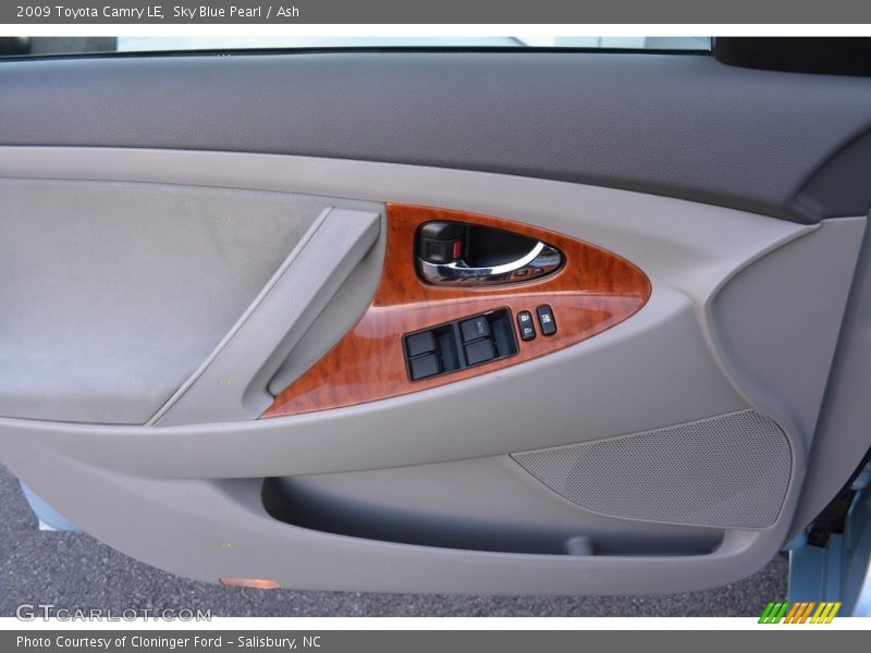 Sky Blue Pearl / Ash 2009 Toyota Camry LE