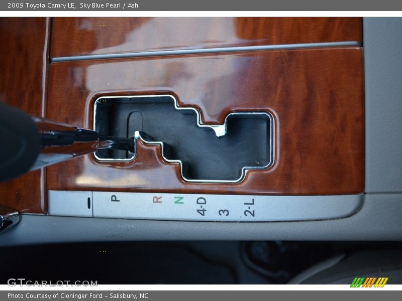 Sky Blue Pearl / Ash 2009 Toyota Camry LE