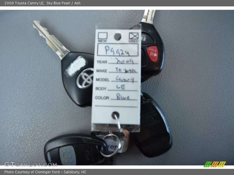 Sky Blue Pearl / Ash 2009 Toyota Camry LE