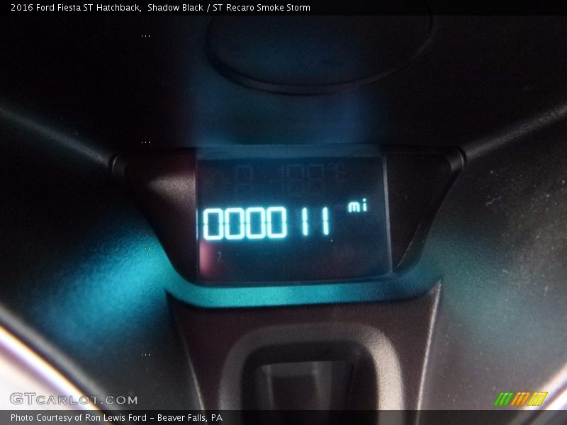 Shadow Black / ST Recaro Smoke Storm 2016 Ford Fiesta ST Hatchback