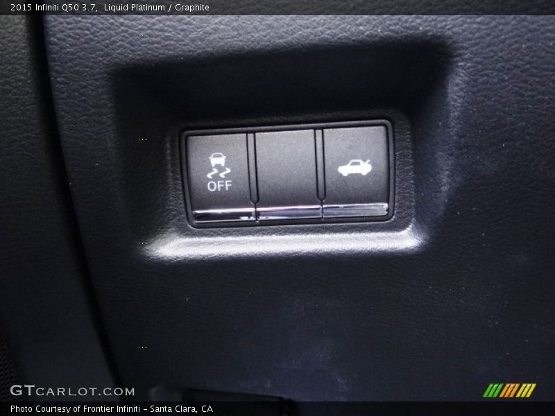 Liquid Platinum / Graphite 2015 Infiniti Q50 3.7
