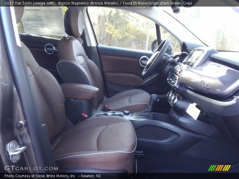 Front Seat of 2017 500X Lounge AWD