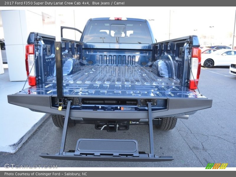  2017 F350 Super Duty Lariat Crew Cab 4x4 Trunk