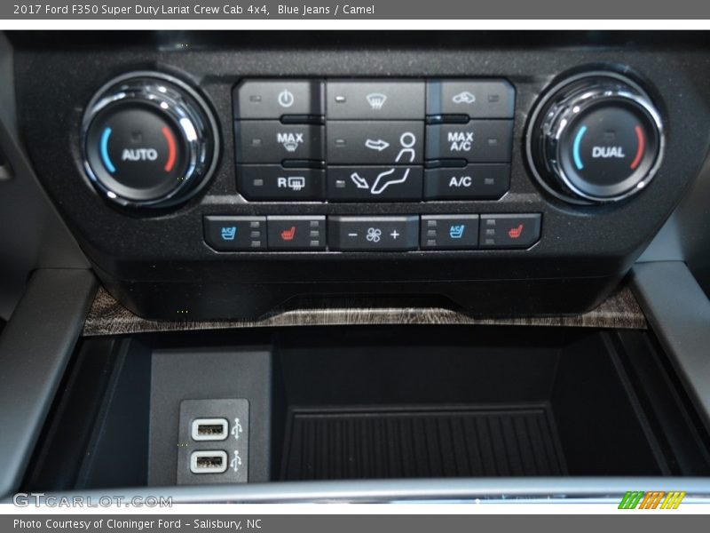 Controls of 2017 F350 Super Duty Lariat Crew Cab 4x4
