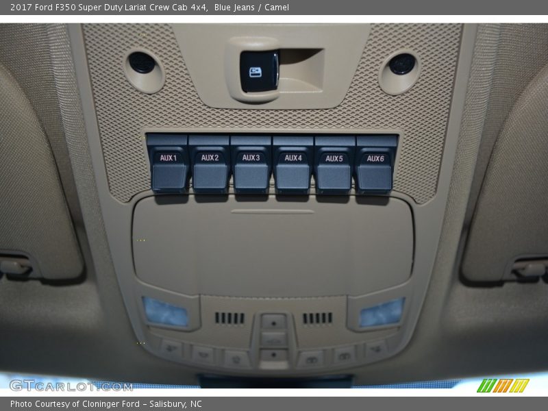 Controls of 2017 F350 Super Duty Lariat Crew Cab 4x4