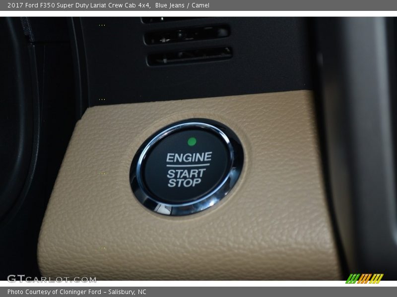 Controls of 2017 F350 Super Duty Lariat Crew Cab 4x4