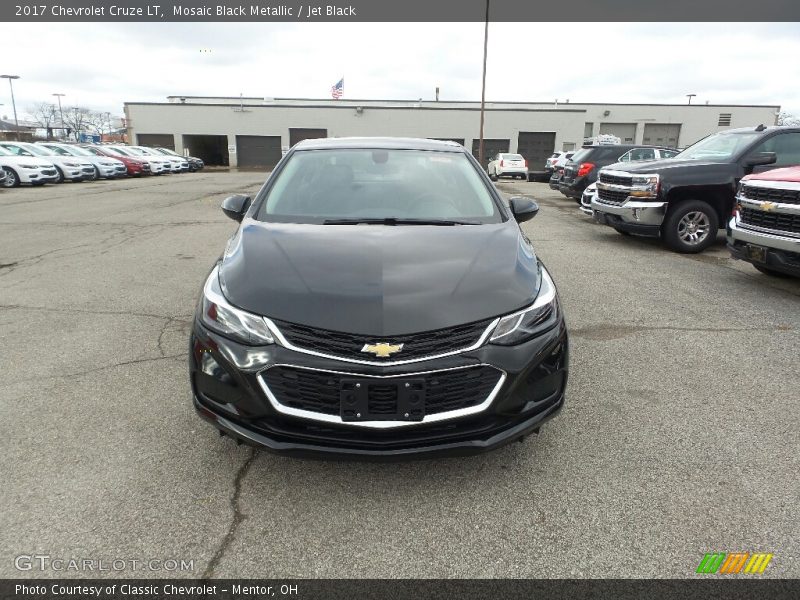Mosaic Black Metallic / Jet Black 2017 Chevrolet Cruze LT