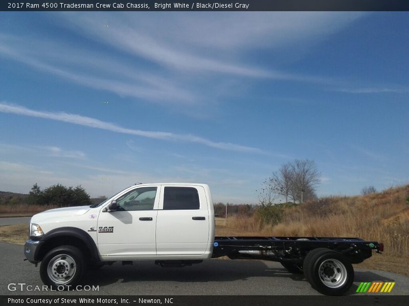  2017 4500 Tradesman Crew Cab Chassis Bright White