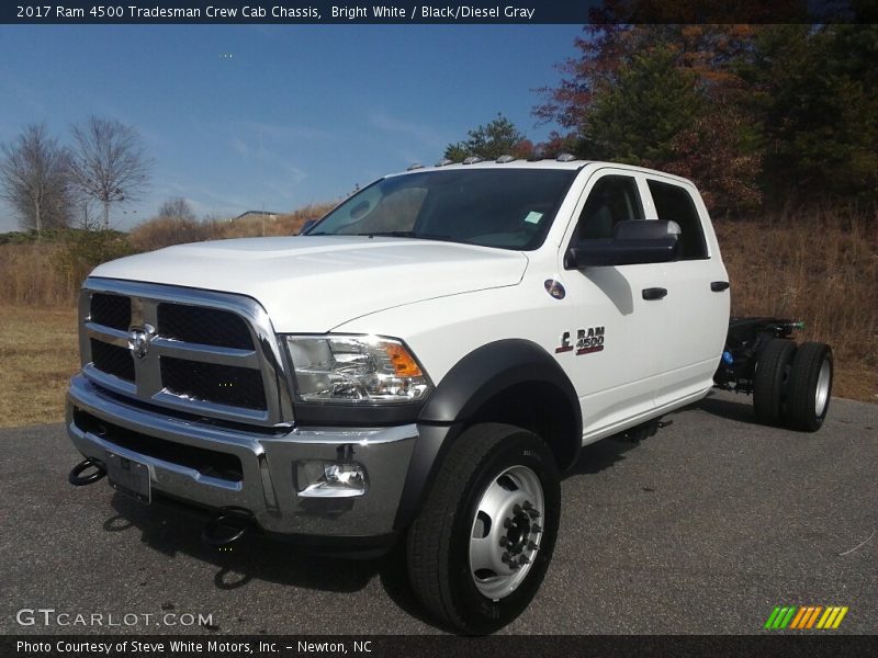 Front 3/4 View of 2017 4500 Tradesman Crew Cab Chassis