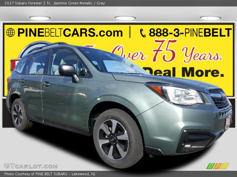 Jasmine Green Metallic / Gray 2017 Subaru Forester 2.5i