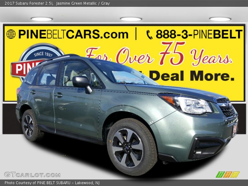 Jasmine Green Metallic / Gray 2017 Subaru Forester 2.5i