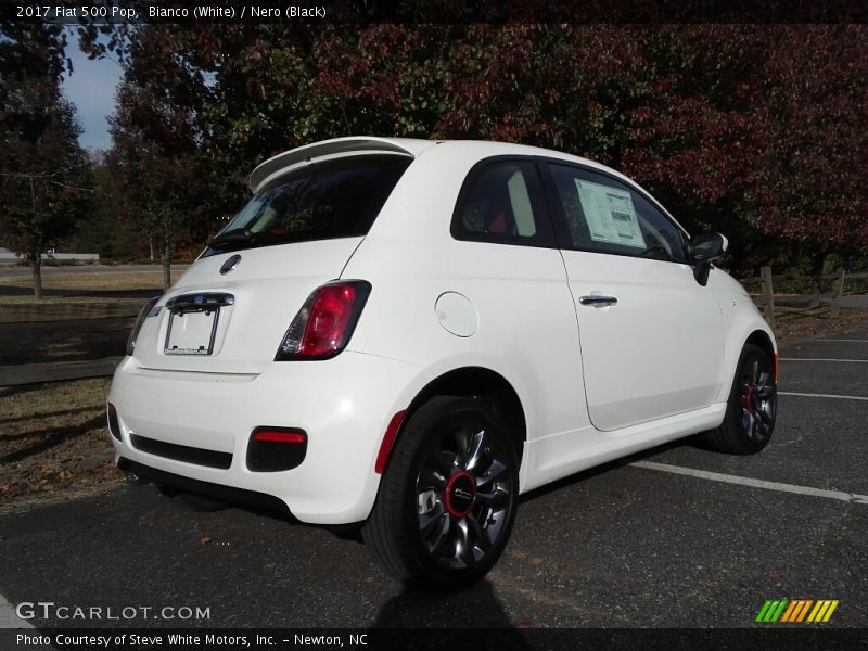 Bianco (White) / Nero (Black) 2017 Fiat 500 Pop