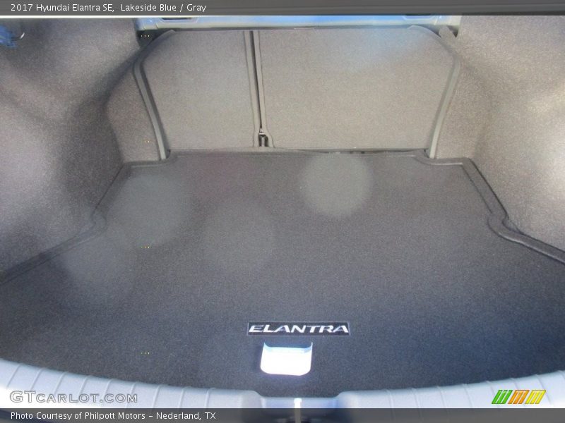 Lakeside Blue / Gray 2017 Hyundai Elantra SE