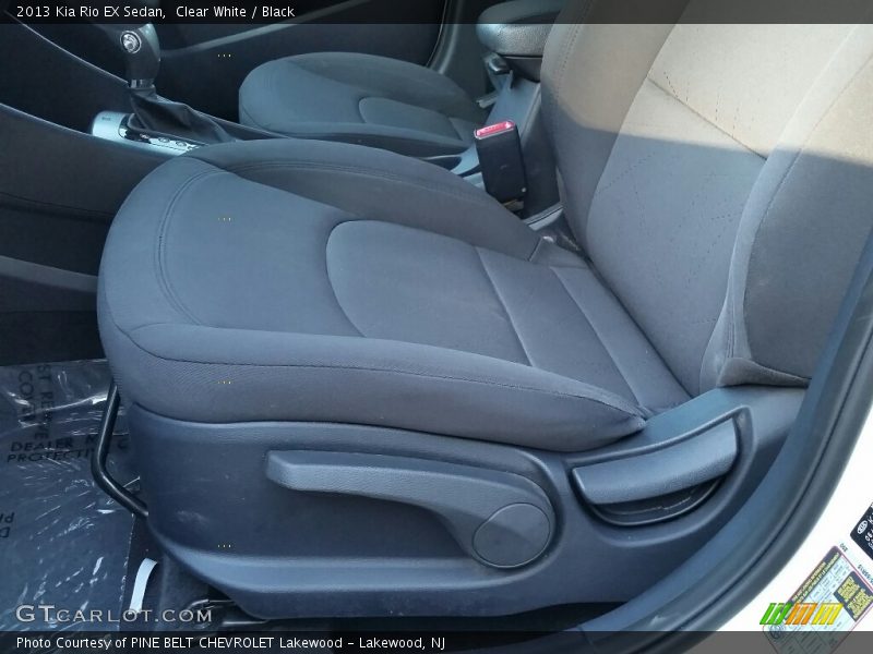 Clear White / Black 2013 Kia Rio EX Sedan