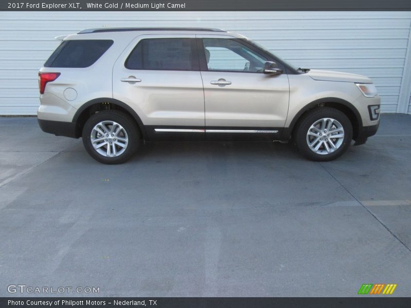 White Gold / Medium Light Camel 2017 Ford Explorer XLT