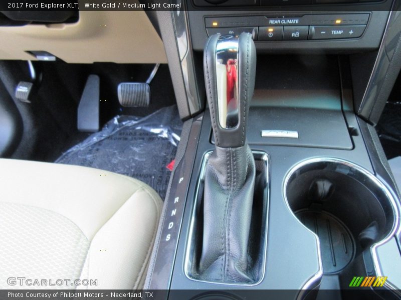 White Gold / Medium Light Camel 2017 Ford Explorer XLT