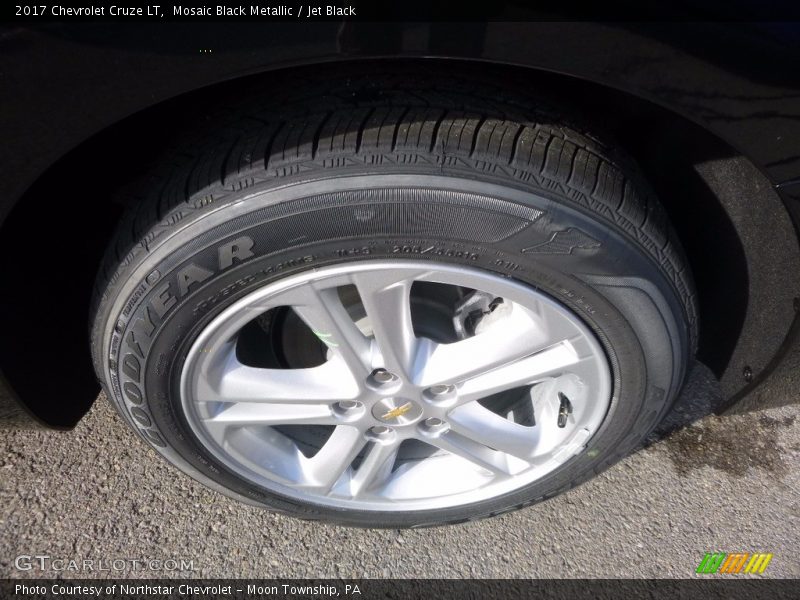 Mosaic Black Metallic / Jet Black 2017 Chevrolet Cruze LT