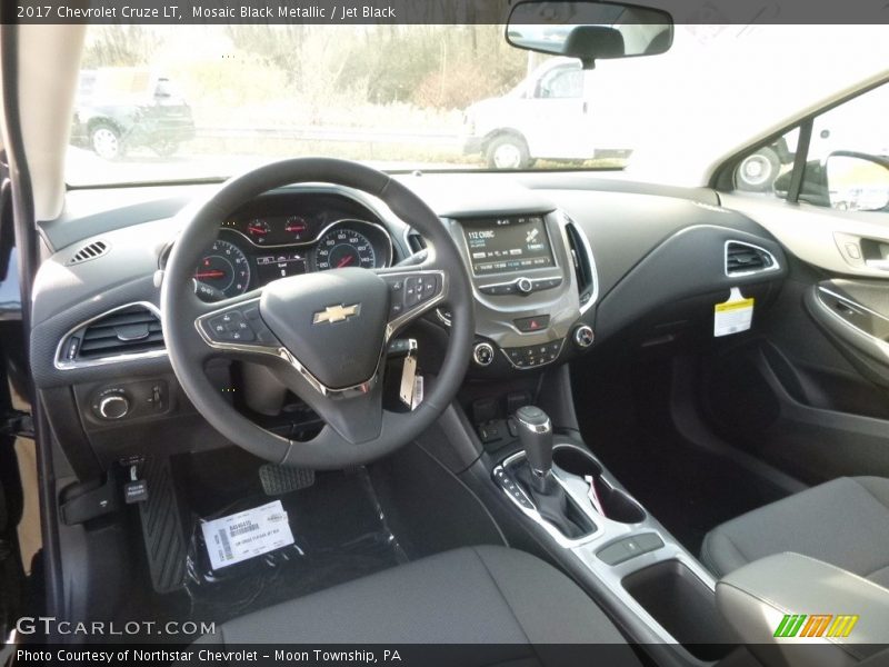 Mosaic Black Metallic / Jet Black 2017 Chevrolet Cruze LT