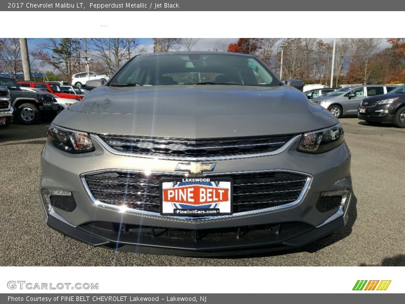 Pepperdust Metallic / Jet Black 2017 Chevrolet Malibu LT