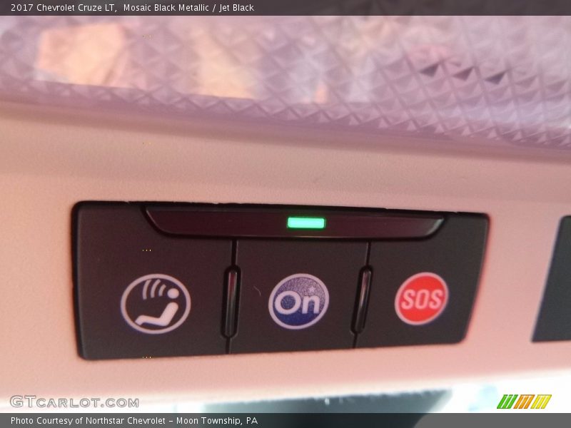 Mosaic Black Metallic / Jet Black 2017 Chevrolet Cruze LT