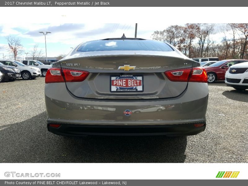 Pepperdust Metallic / Jet Black 2017 Chevrolet Malibu LT