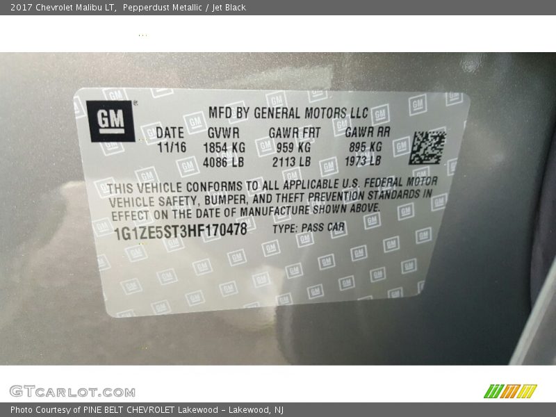 Pepperdust Metallic / Jet Black 2017 Chevrolet Malibu LT