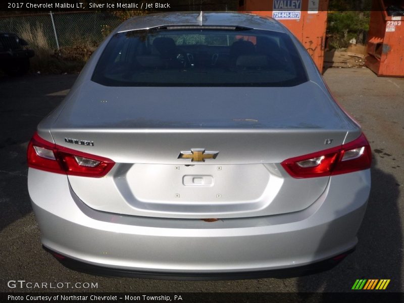 Silver Ice Metallic / Jet Black 2017 Chevrolet Malibu LT