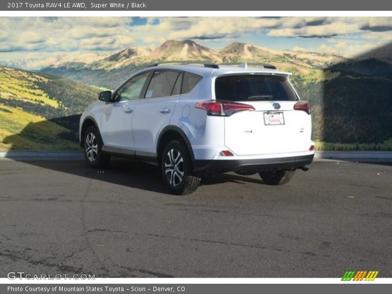 Super White / Black 2017 Toyota RAV4 LE AWD