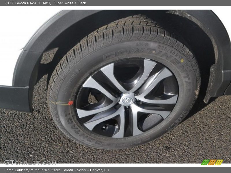 Super White / Black 2017 Toyota RAV4 LE AWD