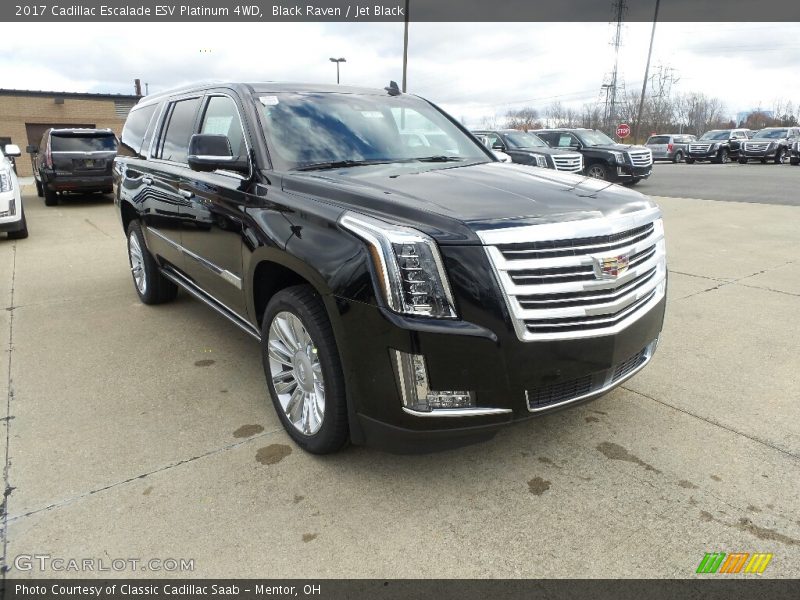 Front 3/4 View of 2017 Escalade ESV Platinum 4WD