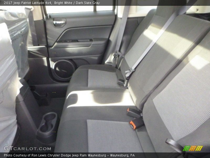Bright White / Dark Slate Gray 2017 Jeep Patriot Latitude 4x4