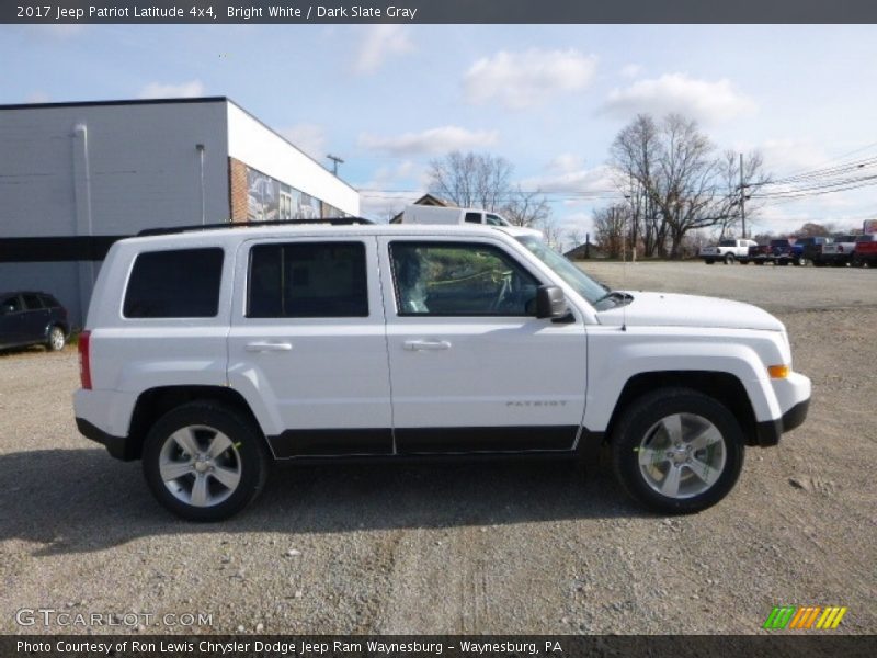 Bright White / Dark Slate Gray 2017 Jeep Patriot Latitude 4x4