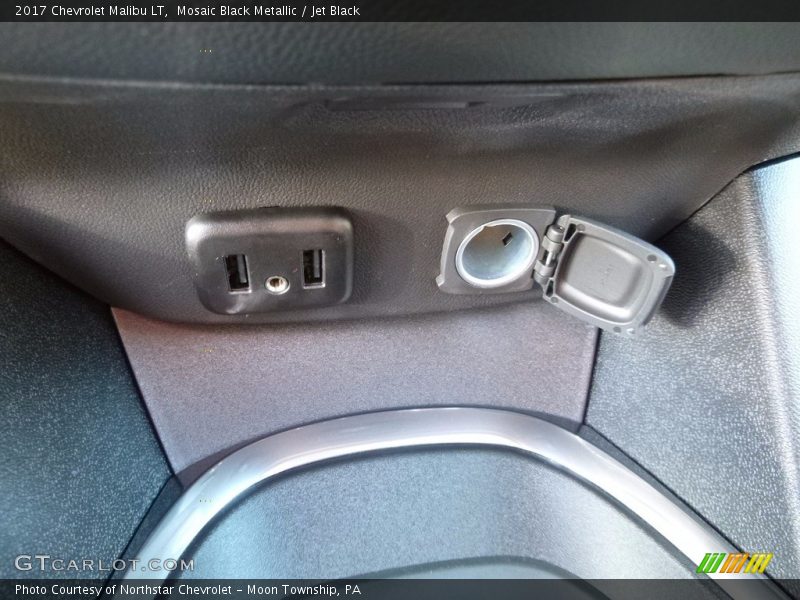Mosaic Black Metallic / Jet Black 2017 Chevrolet Malibu LT