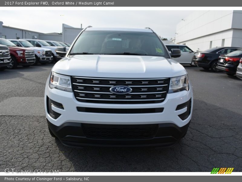 Oxford White / Medium Light Camel 2017 Ford Explorer FWD