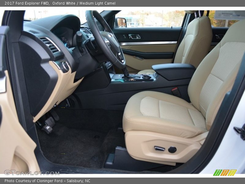  2017 Explorer FWD Medium Light Camel Interior