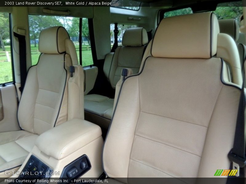 White Gold / Alpaca Beige 2003 Land Rover Discovery SE7