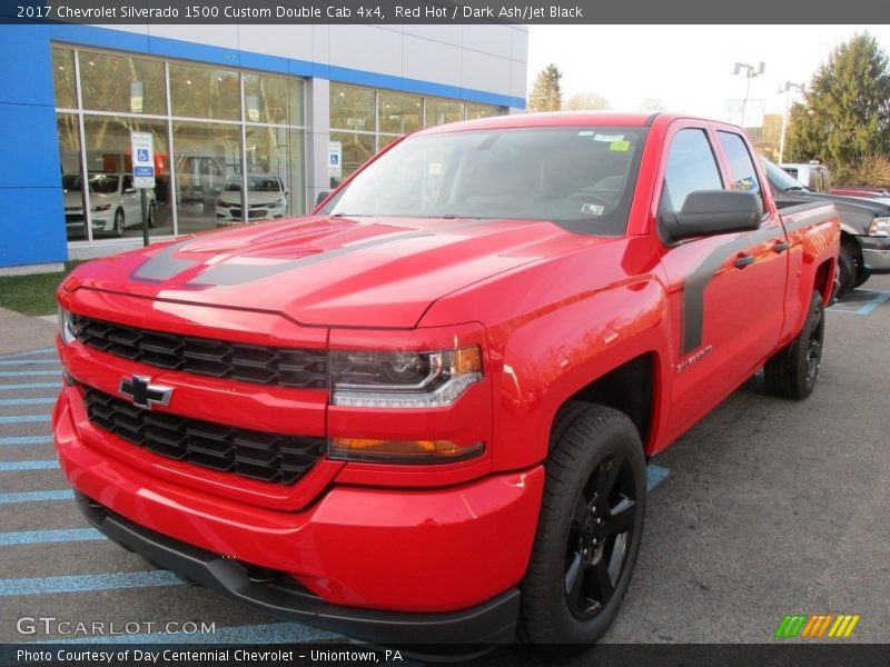 Red Hot / Dark Ash/Jet Black 2017 Chevrolet Silverado 1500 Custom Double Cab 4x4