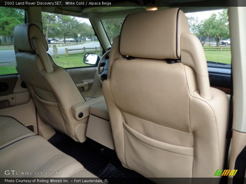 White Gold / Alpaca Beige 2003 Land Rover Discovery SE7