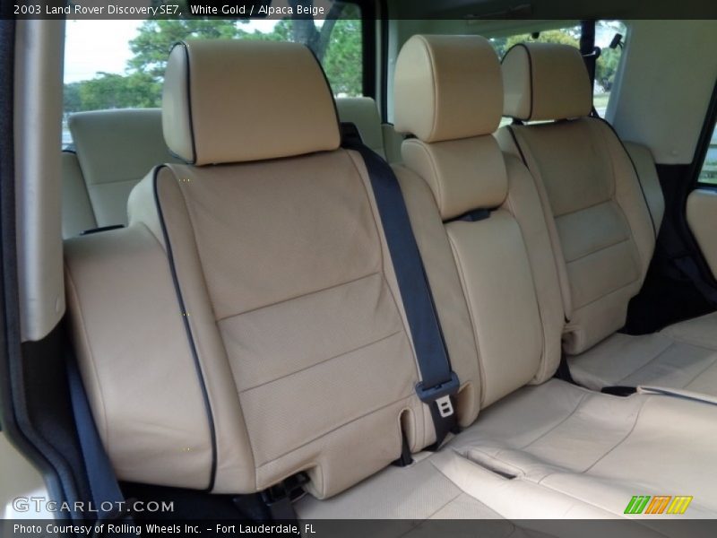 White Gold / Alpaca Beige 2003 Land Rover Discovery SE7