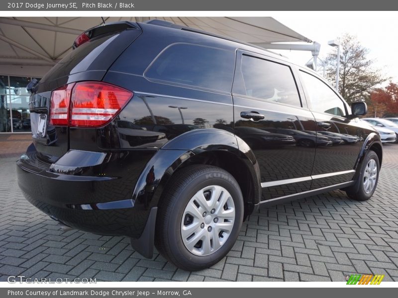 Pitch Black / Black 2017 Dodge Journey SE