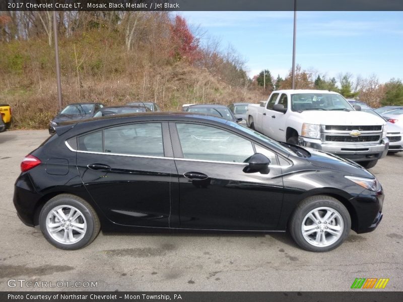 Mosaic Black Metallic / Jet Black 2017 Chevrolet Cruze LT