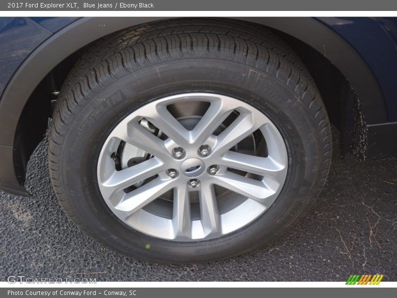 Blue Jeans / Ebony Black 2017 Ford Explorer XLT