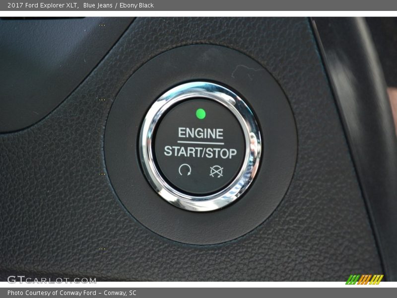 Blue Jeans / Ebony Black 2017 Ford Explorer XLT