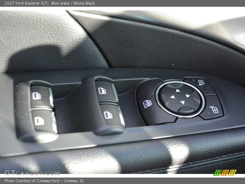 Blue Jeans / Ebony Black 2017 Ford Explorer XLT