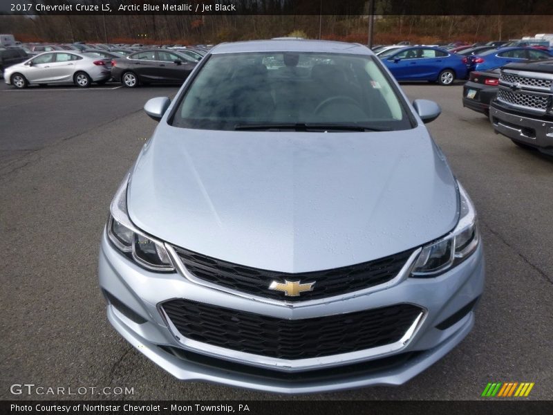 Arctic Blue Metallic / Jet Black 2017 Chevrolet Cruze LS