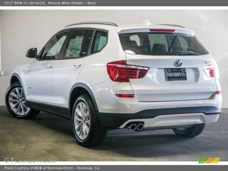 Mineral White Metallic / Black 2017 BMW X3 sDrive28i